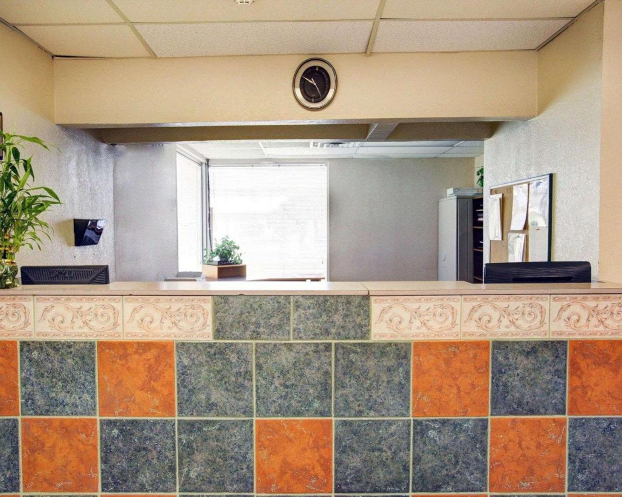 סן מרקוס University Inn מראה חיצוני תמונה